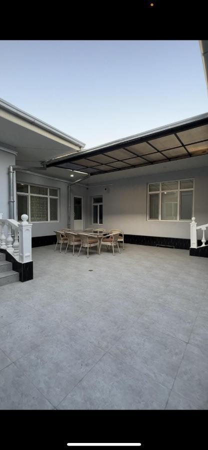 Loona Family Hostel Tashkent Esterno foto